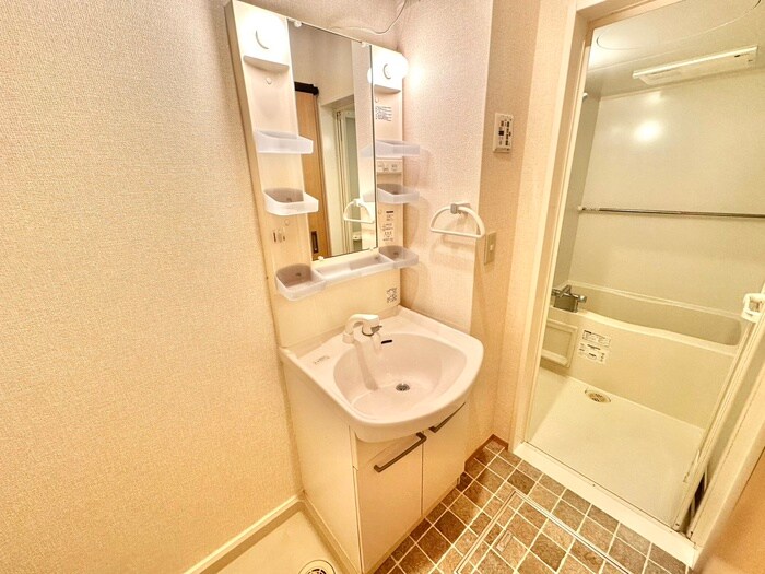 物件内観写真13　(洗面)