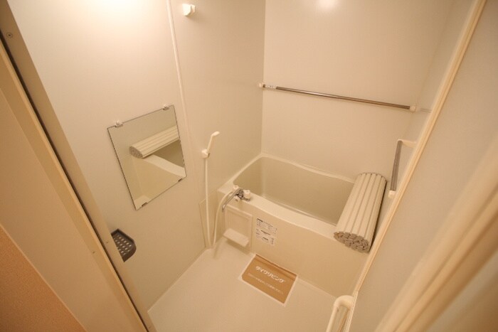 物件内観写真13　(バス／シャワールーム等)
