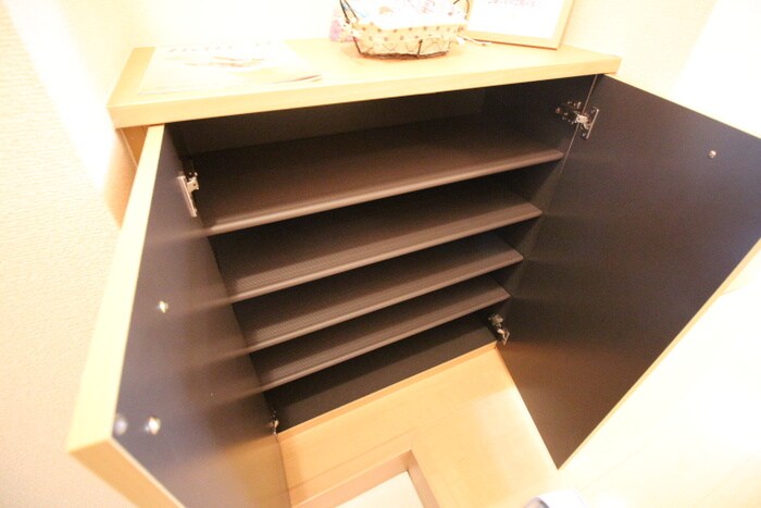 物件内観写真17　(靴箱)