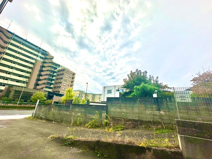 物件内観写真18　(室内からの展望)