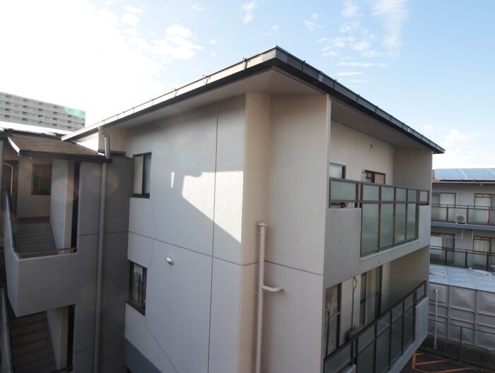 物件内観写真16　(室内からの展望)