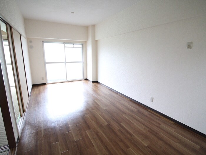 物件内観写真12　(居室)