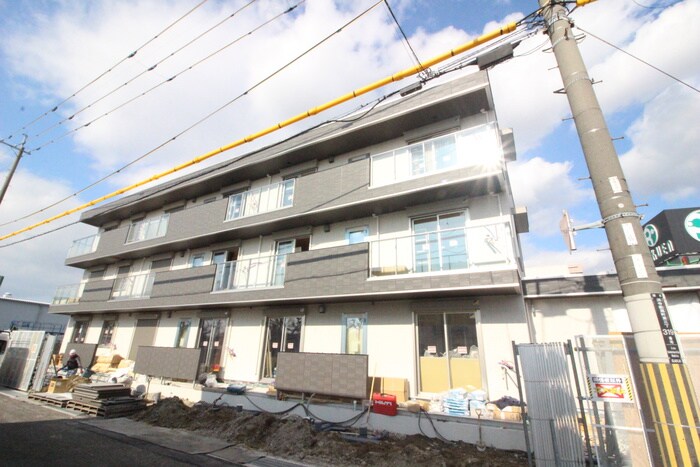 物件外観写真1　(外観写真)