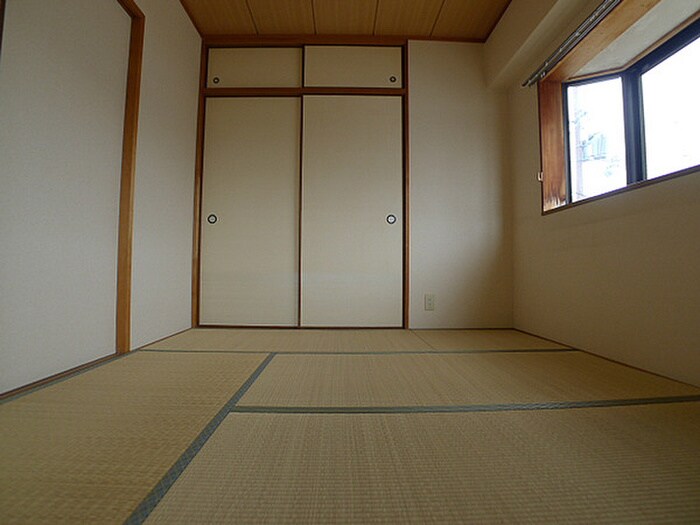 物件内観写真14　(居室)