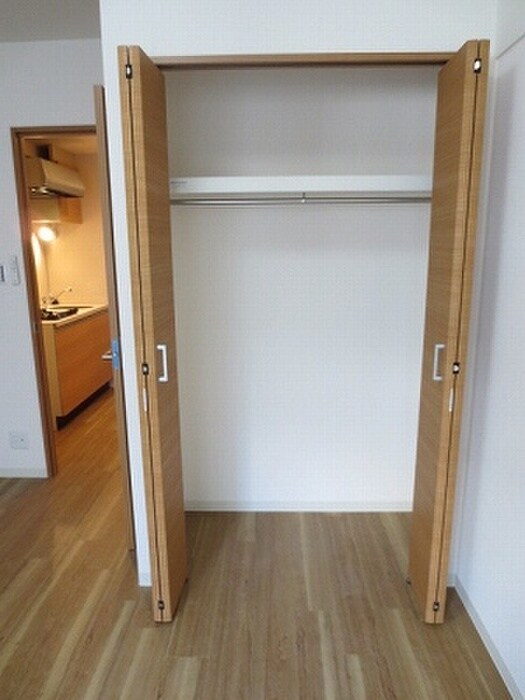 物件内観写真5　(収納)