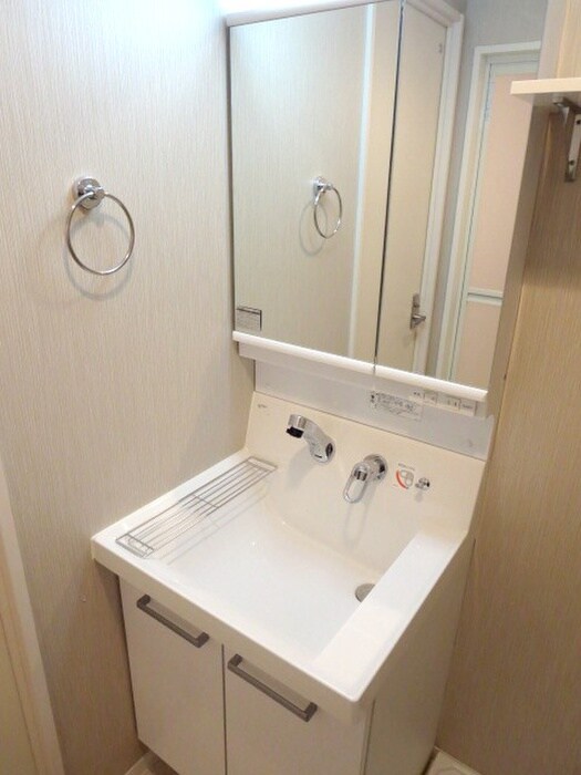 物件内観写真8　(洗面)