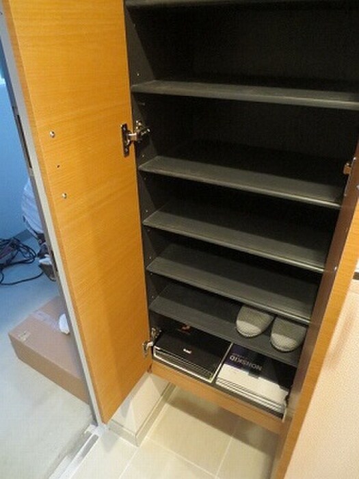 物件内観写真12　(靴箱)