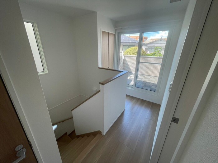 物件内観写真20　(廊下)