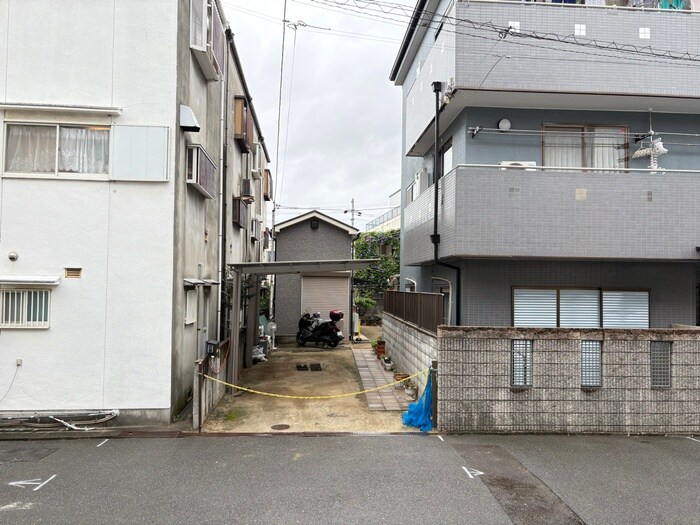 物件内観写真21　(室内からの展望)