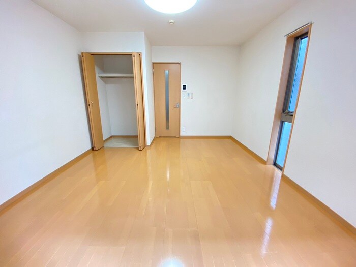 物件内観写真5　(居室)