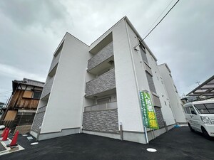 ピレーネ明和外観写真