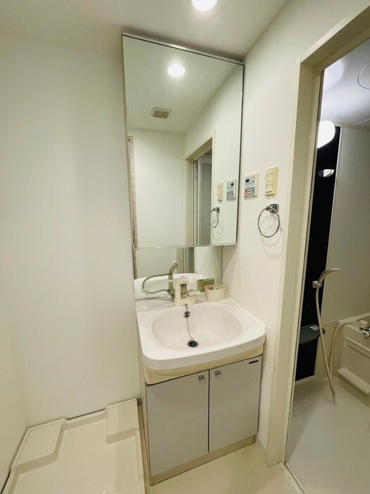 物件内観写真9　(洗面)