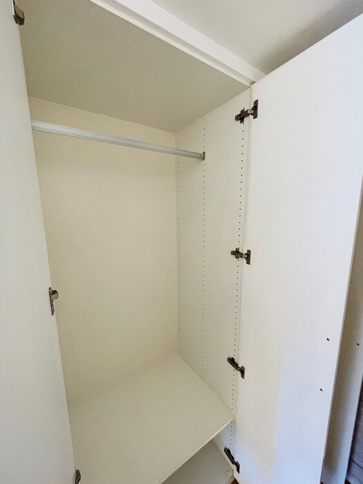 物件内観写真11　(収納)