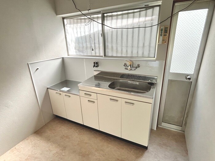 物件内観写真2　(キッチン)