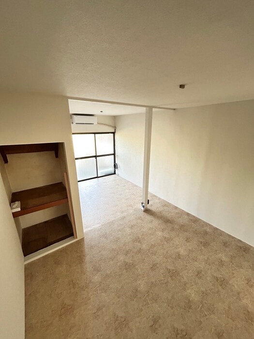 物件内観写真11　(居室)