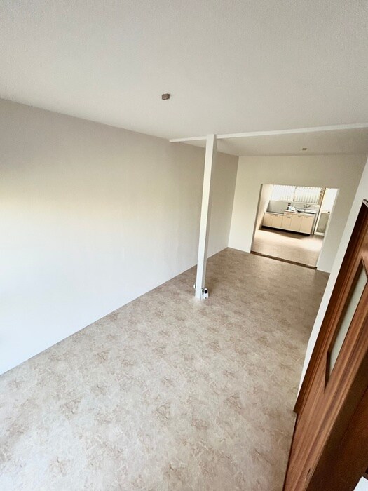 物件内観写真12　(居室)