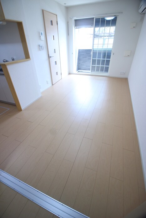 物件内観写真11　(居室)