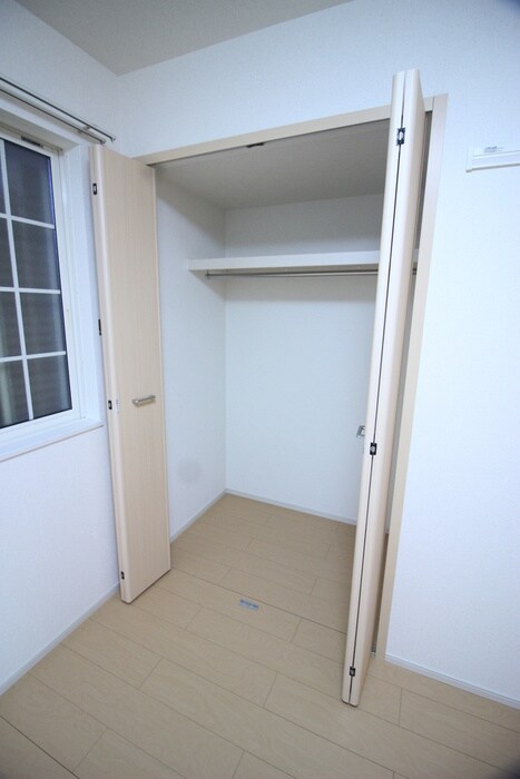 物件内観写真14　(収納)