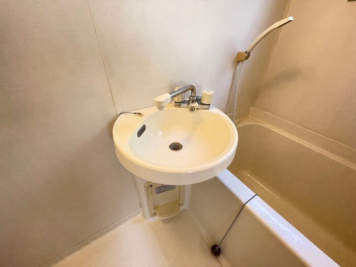 物件内観写真12　(洗面)