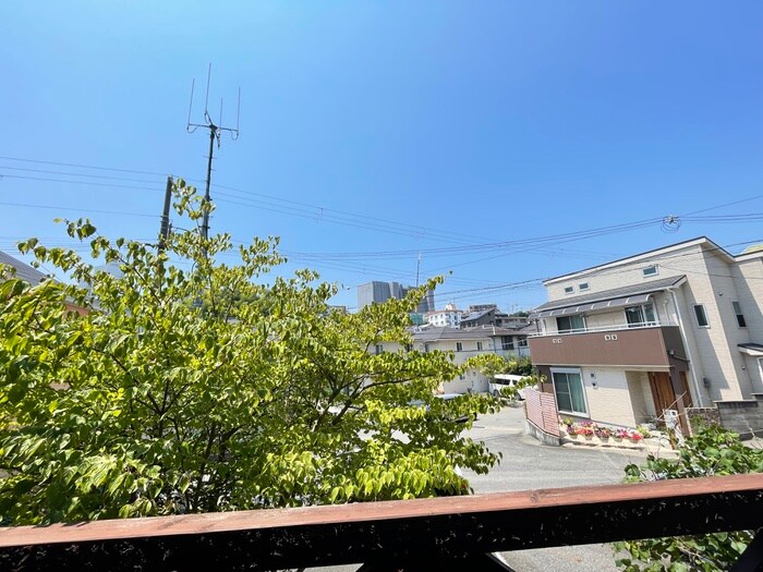 物件内観写真22　(室内からの展望)