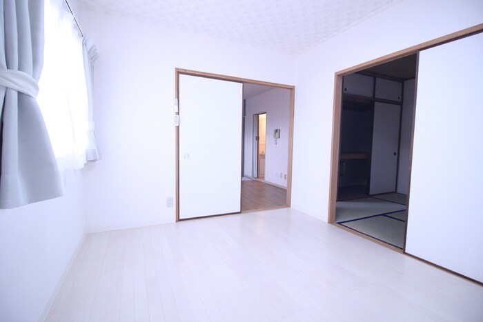 物件内観写真14　(居室)