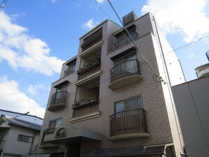 エスタシオン甲子外観写真