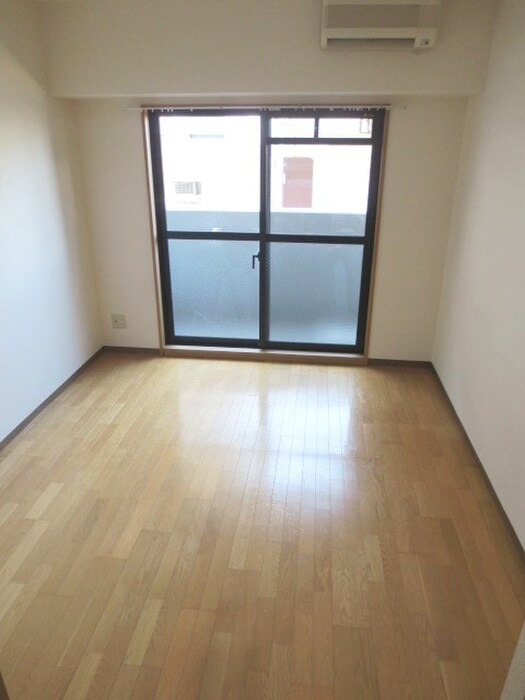 物件内観写真11　(居室)