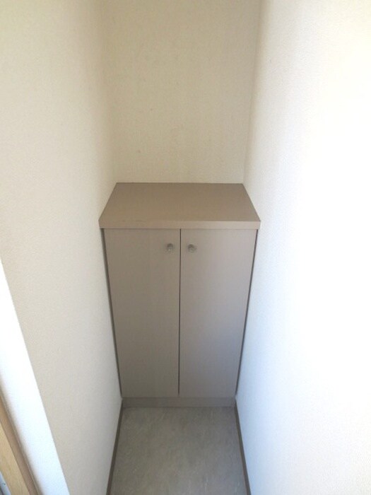 物件内観写真14　(靴箱)