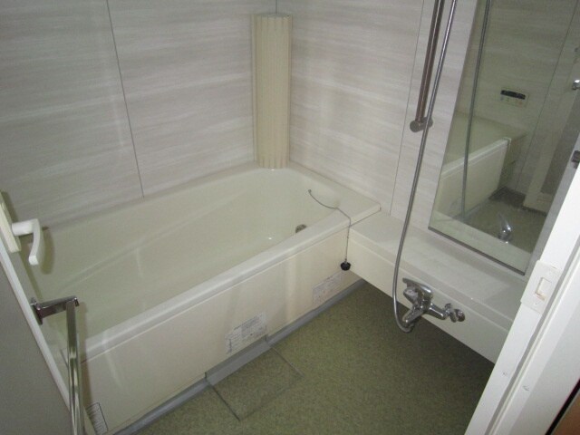 物件内観写真6　(バス／シャワールーム等)