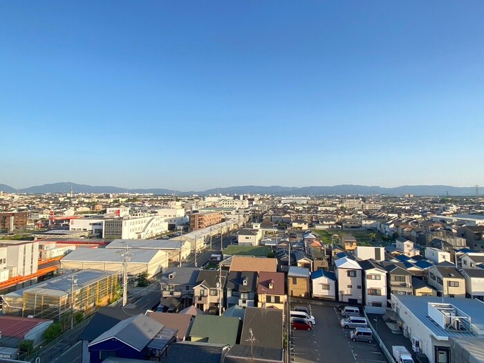 物件内観写真12　(室内からの展望)