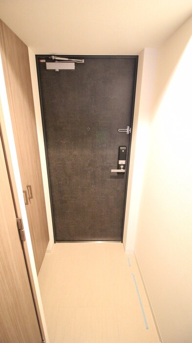 物件内観写真19　(玄関)