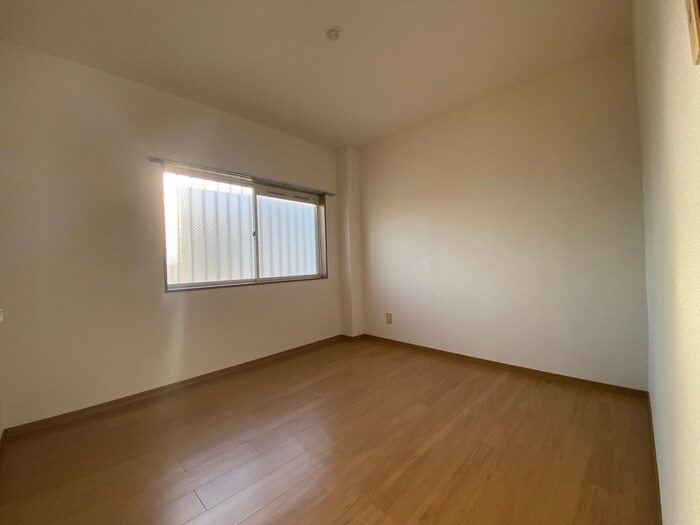 物件内観写真19　(居室)