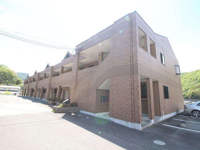 物件外観写真4　(外観写真)