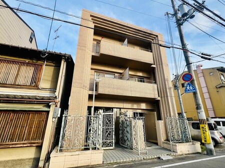 ビレイユ真英 DEUX外観写真