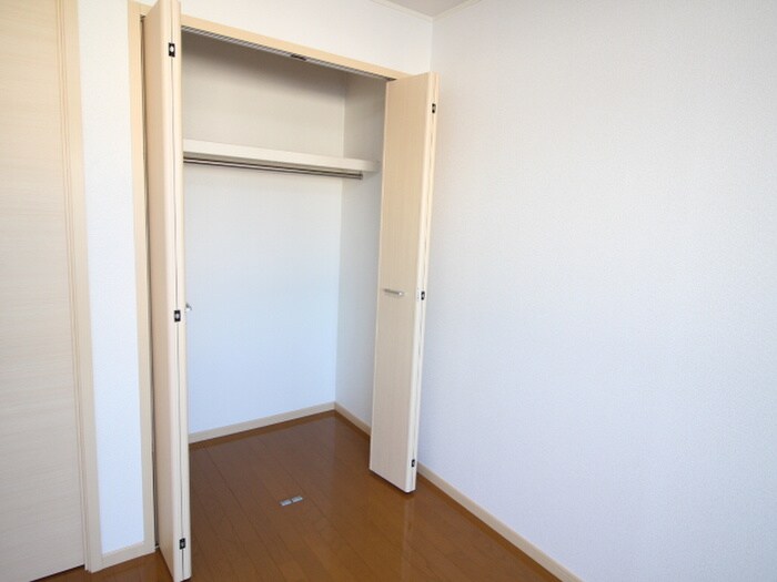 物件内観写真11　(収納)