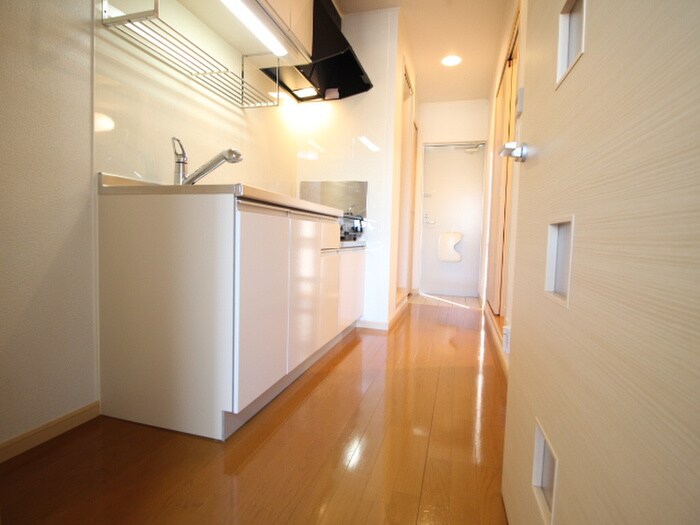 物件内観写真17　(廊下)