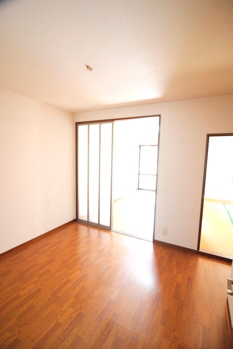 物件内観写真12　(居室)