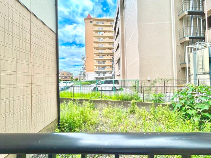 物件内観写真22　(室内からの展望)