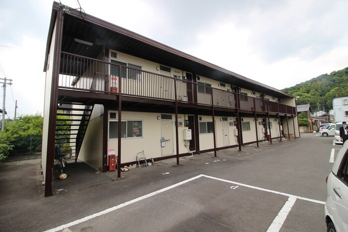 物件外観写真5　(外観写真)