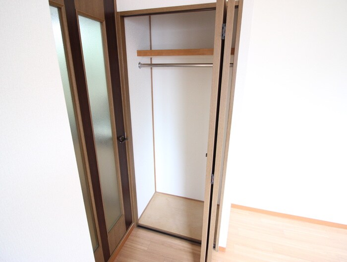 物件内観写真18　(収納)
