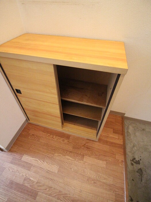 物件内観写真8　(靴箱)