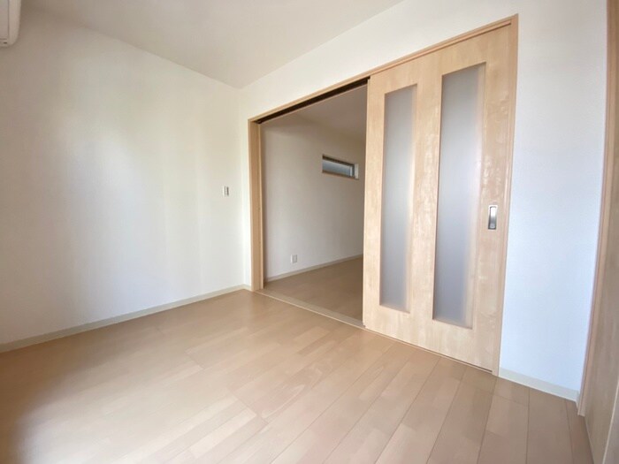 物件内観写真10　(居室)