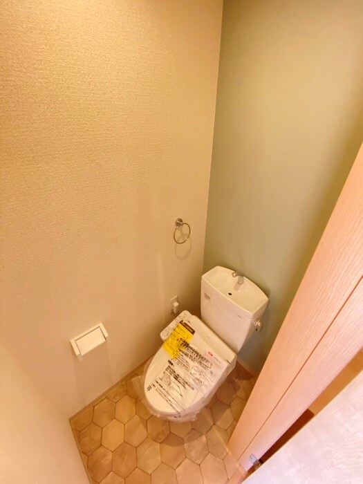 物件内観写真11　(トイレ)