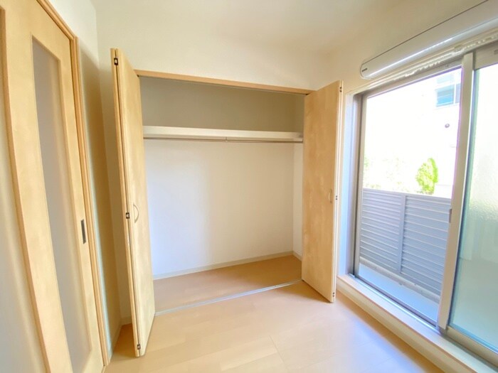 物件内観写真16　(収納)