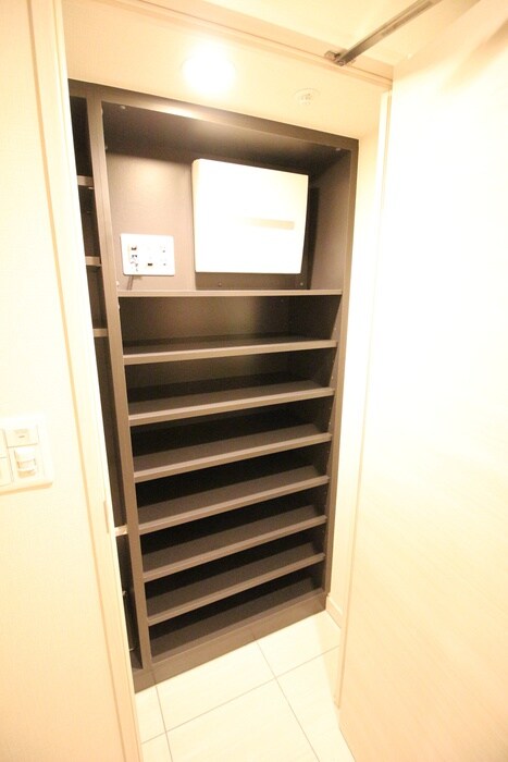 物件内観写真11　(靴箱)