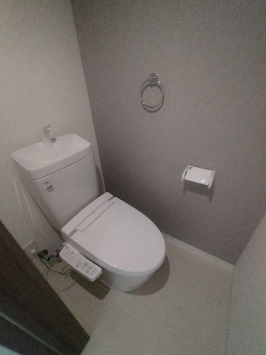 物件内観写真6　(トイレ)