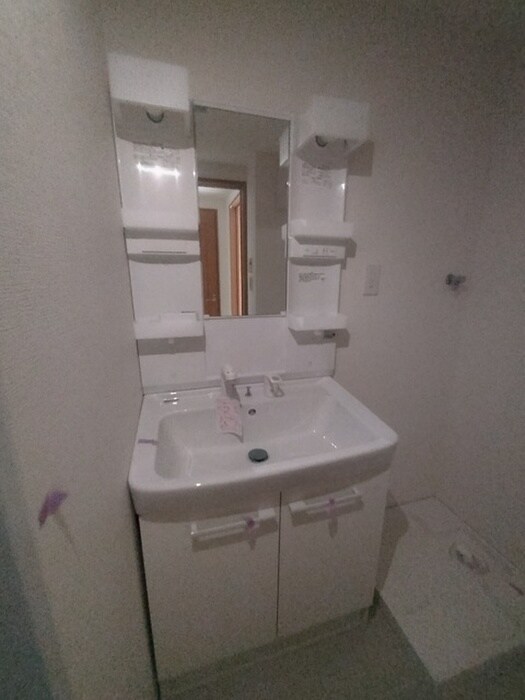 物件内観写真7　(洗面)