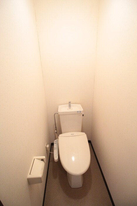 物件内観写真9　(トイレ)