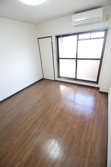 物件内観写真17　(居室)