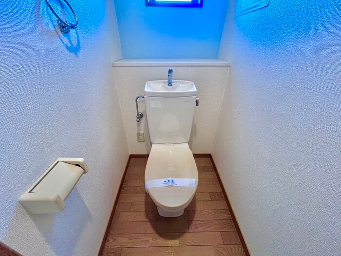 物件内観写真9　(トイレ)